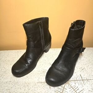 Life Stride Zippered Ankle Boots, 8.5